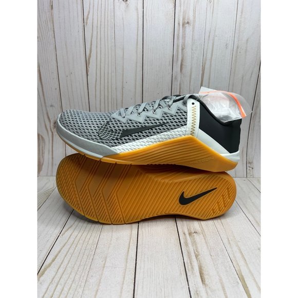 nike metcon size 12